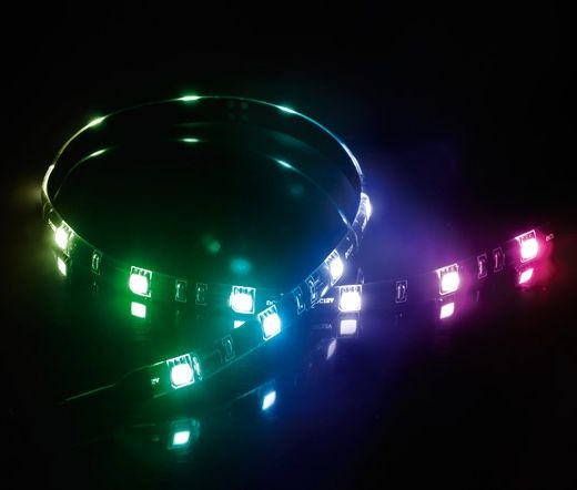 Akasa Vegas MB mágneses RGB LED fényszalag