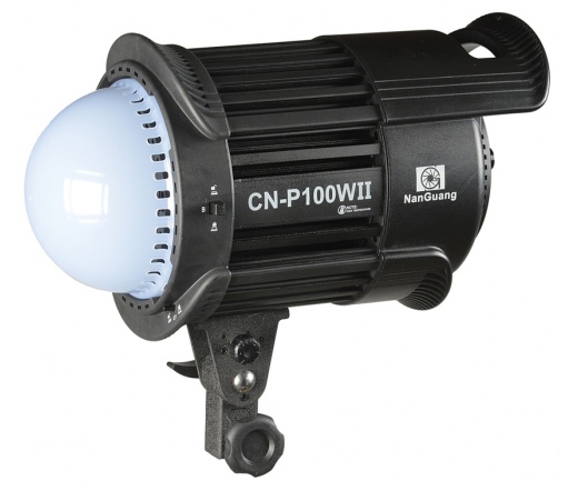 NANGUANG CN-P100W II LED lámpa